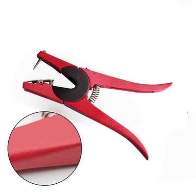 0.5 Universal Livestock Ear Tag Applicator Plier Used for Cattle Calves Hogs Goats Sheep Lambs and Other Livestock