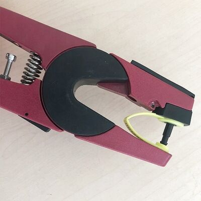 0.5 Universal Livestock Ear Tag Applicator Plier Used for Cattle Calves Hogs Goats Sheep Lambs and Other Livestock
