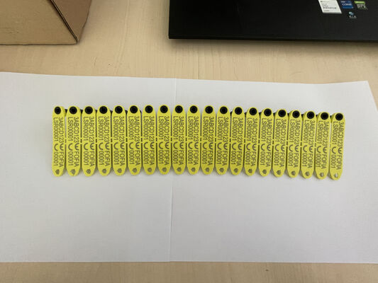 고온 저항성 반 분출 RFID 통합 전자 귀 태그 TPU 재료와 내장 RFID 칩으로 양